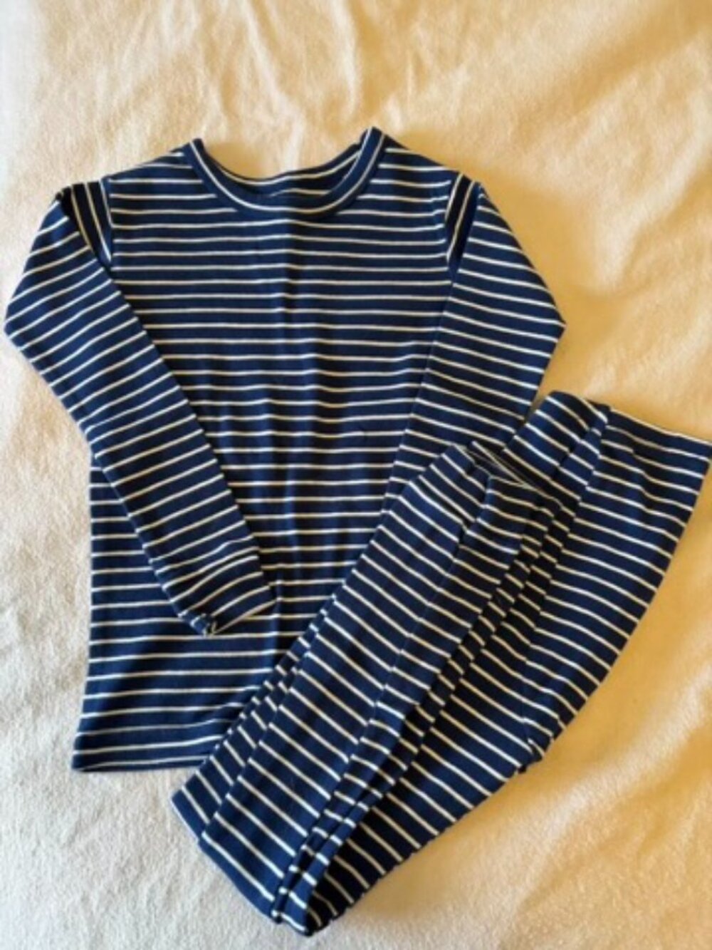 Gap long pajamas - Navy Stripe, Size 6